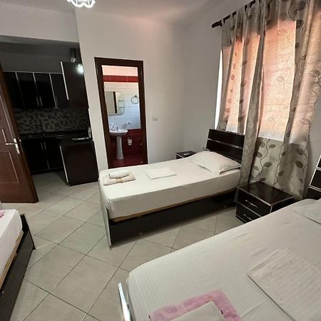Esmeralda Hotel & Restaurant Ksamil Dış mekan fotoğraf