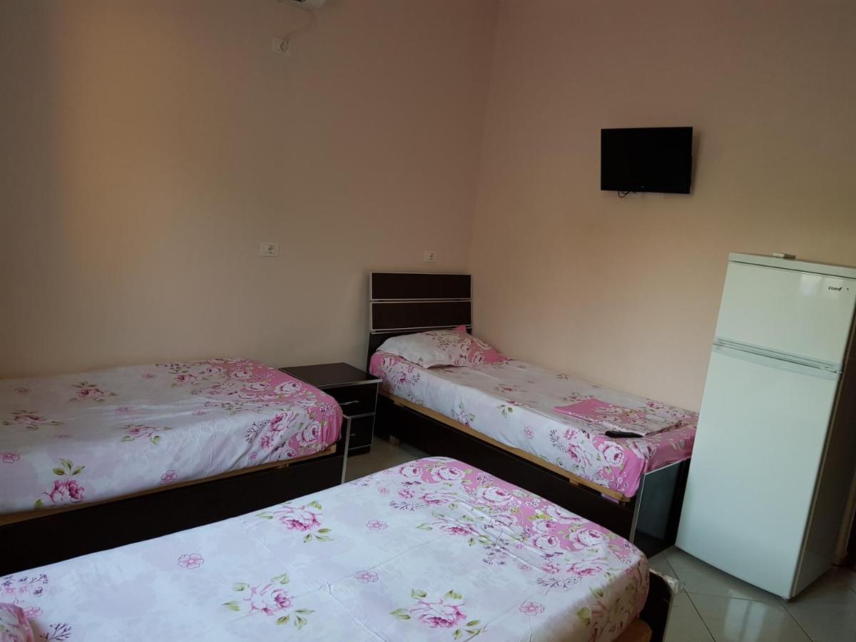 Esmeralda Hotel & Restaurant Ksamil Dış mekan fotoğraf