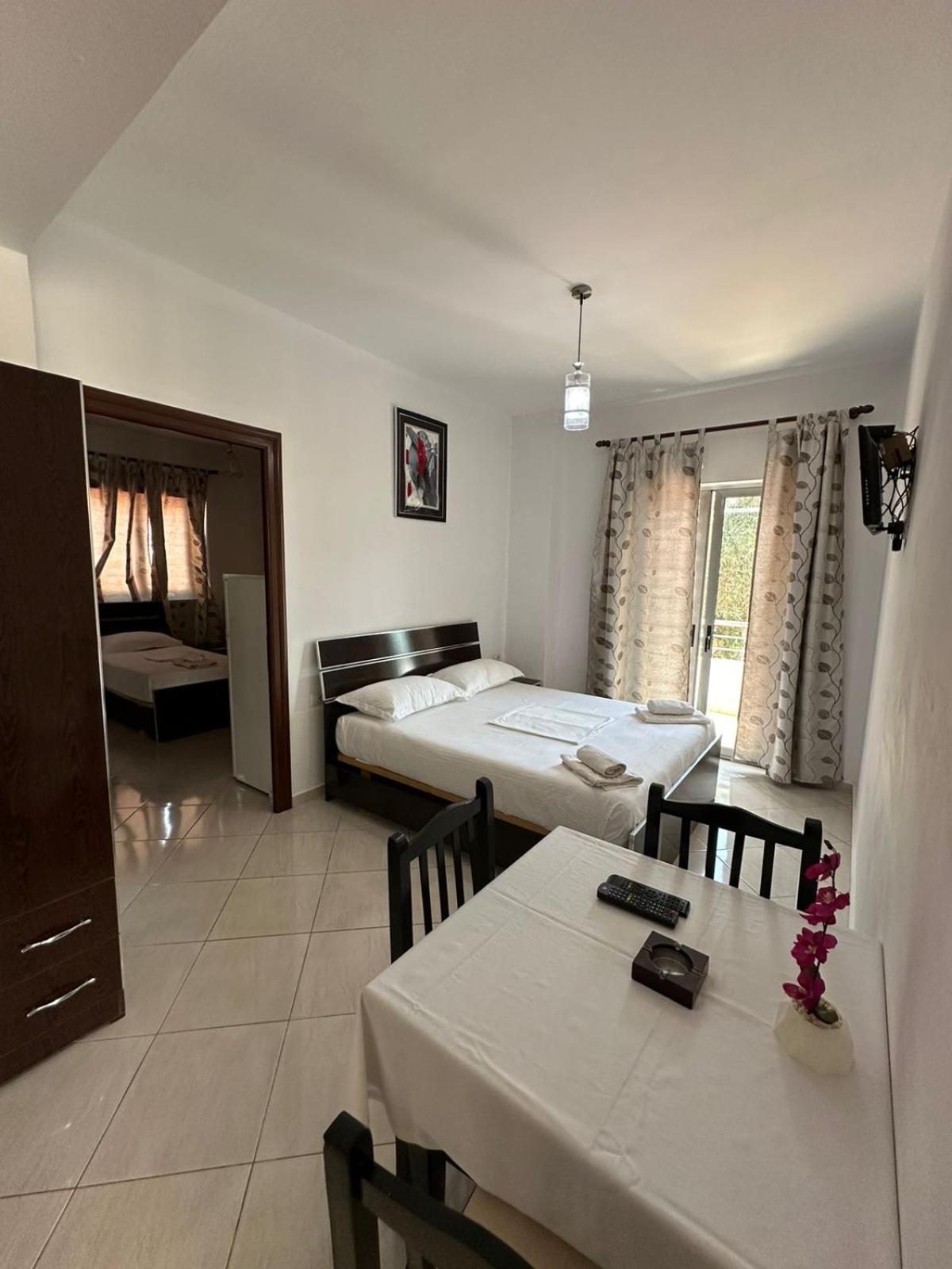 Esmeralda Hotel & Restaurant Ksamil Dış mekan fotoğraf