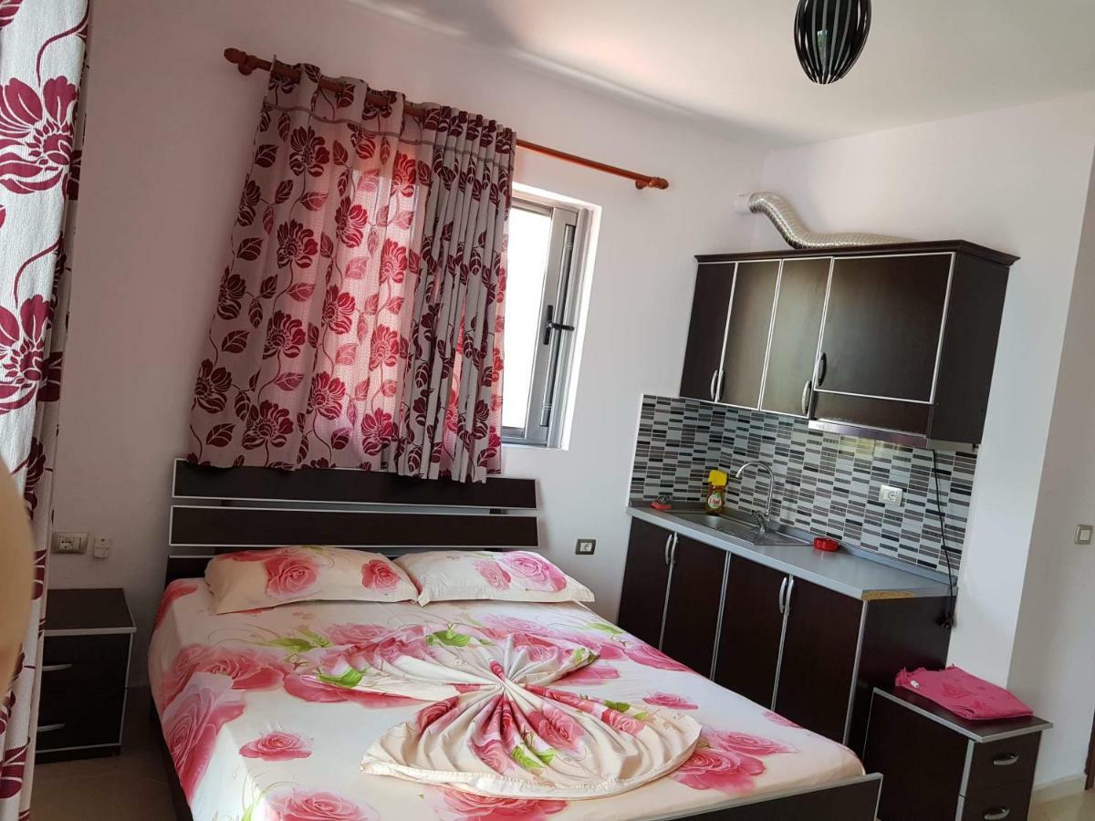 Esmeralda Hotel & Restaurant Ksamil Dış mekan fotoğraf