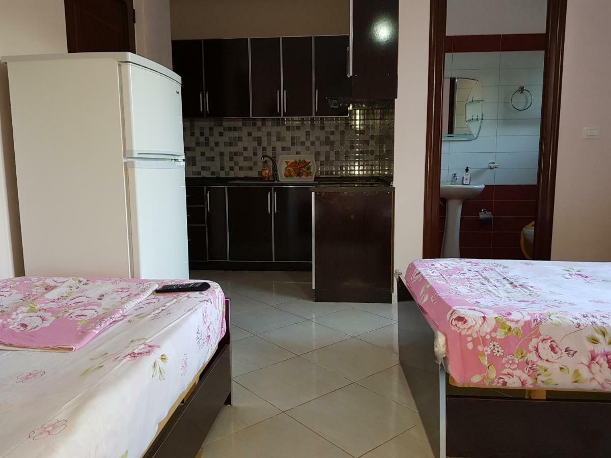 Esmeralda Hotel & Restaurant Ksamil Dış mekan fotoğraf